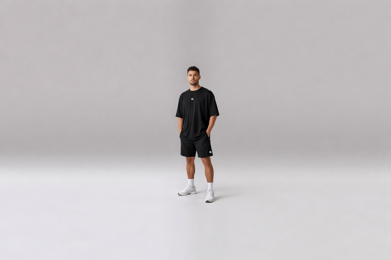 MEN'S PERFORMANCE TOPS