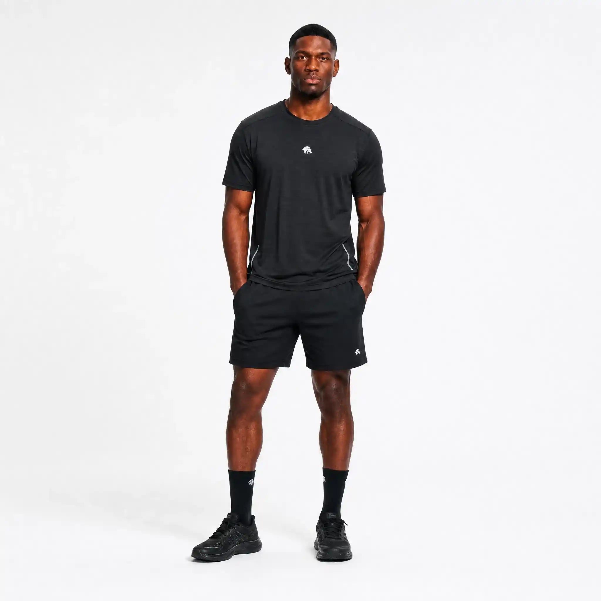 Generated_with_Kive.ai_-_can_you_make_this_a_full_body_shot_for_an_activewear_brand_in_a_white_backgroung_studio_that_s_a_high_professional_photo_shoot_31646d98-5d32-4002-9393-c96249d96088.webp