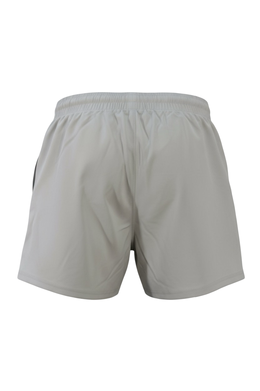 Zoom Shorts
